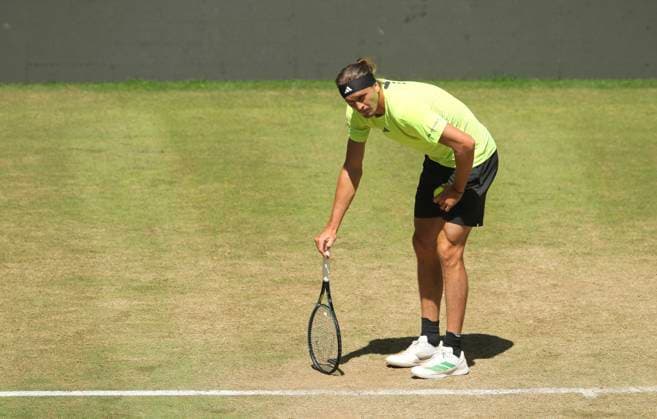 photo Alexander ZVEREV GER is injured shortly after the start of the match Tennis Tournament Terra Wortmann Cup at Gerry Weber Sportpark OWL Arena in Halle Westfalen on Fri 20 06 2025