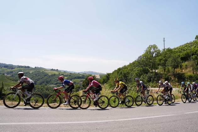 The pack rides cycles during the stage 6 of the Giro Next Gen 2025, Ovada (Al) Acqui Terme (Al), 155 km, Italy - Friday, June 20, 2025. - cycling.  Copyright: xFabioxFerrari LaPressex