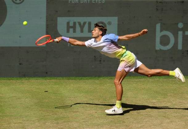 photo Flavio COBOLLI ITA loses in 2 sets against ZVEREV GER Tennis Tournament Terra Wortmann Cup at Gerry Weber Sportpark OWL Arena in Halle Westfalen on Fri 20 06 2025