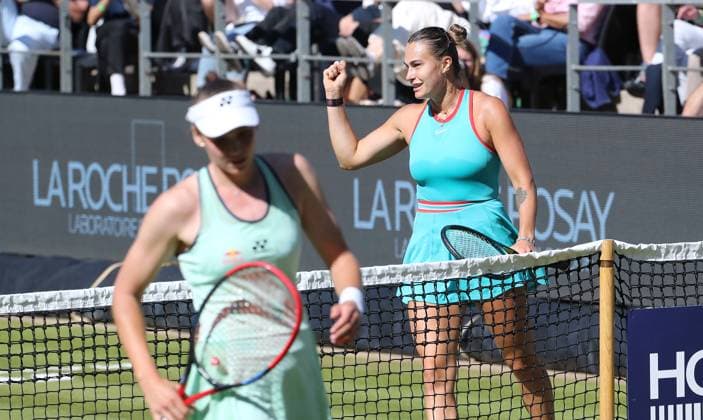 Aryna Sabalenka BLR celebrates after winning a point against Elena Rybakina KAZ at the Steffi Graf Stadium Sport HYLO Berlin Tennis Open Women on grass 20 06 2025