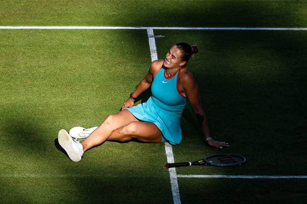 Fall of Aryna SABALENKA during her match against Elena RYBAKINA KAZ, Berlin Tennis Open by HYLO 2025, Berlin, LTTC Rot Weiß , 20 06 2025, Copyright: xClaudioxGärtnerx