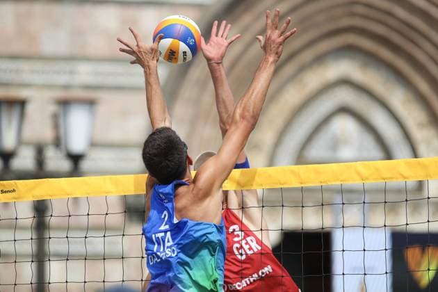 Gianluca Dal Corso in action at CEV Beach Volley Nations Cup 2025 Preliminary Phase in Messina during Beachvolley Pro Futures 2025, Beach Volley match in Messina, Italy, June 20 2025  Copyright: xMassimilianoxCarnabuci IPAxSportx xipa-agency.netx xx IPA_59284362 IPA_Agency_IPA59284362