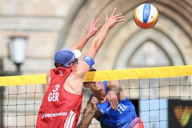 Samuele Cottafava during the CEV Beach Volley Nations Cup 2025 Preliminary Phase in Messina during Beachvolley Pro Futures 2025, Beach Volley match in Messina, Italy, June 20 2025  Copyright: xMassimilianoxCarnabuci IPAxSportx xipa-agency.netx xx IPA_59284472 IPA_Agency_IPA59284472