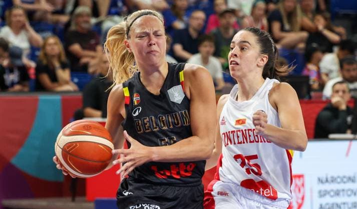 Belgium s Julie Allemand and Montenegro s Marija Lekovic fight for the ball during the second game in the group stage (group C) between Montenegro and Belgian national women team the Belgian Cats , in Brno, Czech Republlic, on Friday 20 June 2025, at the FIBA Women s EuroBasket 2025. VIRGINIExLEFOUR  x127468079x