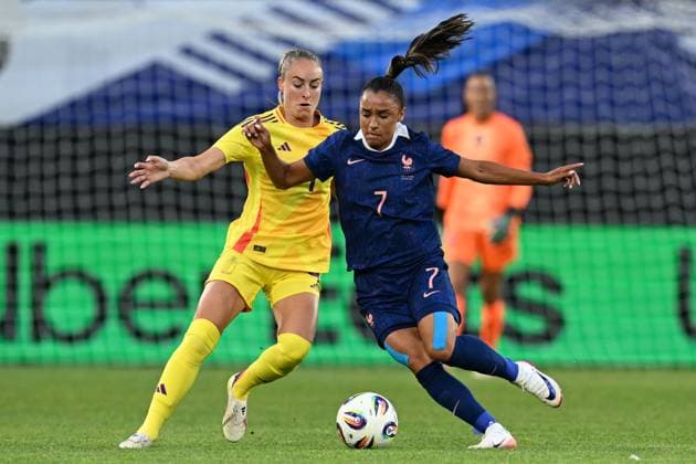 Football, Women, International match, France - Belgium