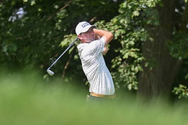 June 20, 2025: Austin Eckroat hits his tee shot on the 12th hole during the second round of the Travelers Golf Championship in Cromwell, Connecticut. CSM Cromwell USA - ZUMAc04_ 20250620_zma_c04_069 Copyright: xGregoryxVasilx