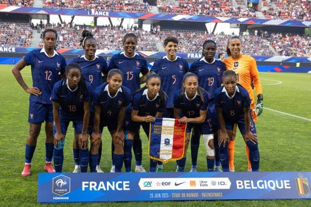 VALENCIENNES - - FOOTBALL FEMININ - FRANCE - BELGIQUE PHOTOPQR VOIX DU NORD PASCAL BONNIERE ; 20 06 2025 ; VALENCIENNES 20.06.2025 sport football feminin , stade du hainaut , match amical de l equipe de France contre la Belgique pour les preparatifs de coupe d europe . Photo Pascal Bonniere La voix Du Nord HAUTS DE FRANCE France  Copyright: xPHOTOPQR VOIXxDUxNORD MAXPPPxPASCALxBONNIEREx 20250620VDN5864 20250620VDN5864