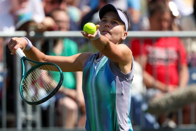 Bad Homburg on 21 06 2025 Womens Tennis Tournament WTA 500 Bad Homburg Open powered by Solarwatt 2025 Veronika Kudermetova vs Arantxa Rus NL v l , Veronika Kudermetova makes a serve Copyright: JoaquimxFerreira