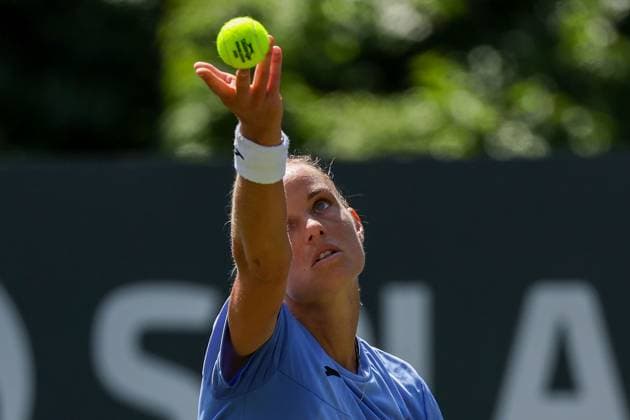 Bad Homburg on 21 06 2025 Tennis Womens Tournament WTA 500 Bad Homburg Open powered by Solarwatt 2025 Veronika Kudermetova vs Arantxa Rus NL v l , Arantxa Rus NL makes a serve Copyright: JoaquimxFerreira