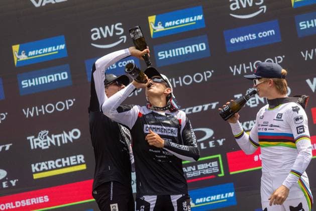 Whoop Mountainbike Downhill Worldcup Val di Sole Till ALRAN COMMENCAL MUC OFF BY RIDING ADDICTION Max ALRAN COMMENCAL MUC OFF BY RIDING ADDICTION also leads the overall Asa VERMETTE FRAMEWORKS RACING 5DEV at Whoop Mountainbike Downhill Worldcup Val di Sole, 21 06 2025,in , photo Sebastian Sternemann