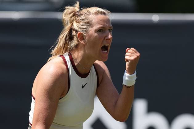 Bad Homburg on 21 06 2025 Womens Tennis Tournament WTA 500 Bad Homburg Open powered by Solarwatt 2025, Match Cat McNally USA against Victoria Azarenka v l , Victoria Azarenka cheers, clenches her fist Copyright: JoaquimxFerreira