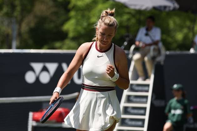 Bad Homburg on 21 06 2025 Womens Tennis Tournament WTA 500 Bad Homburg Open powered by Solarwatt 2025, Match Cat McNally USA against Victoria Azarenka v l , Victoria Azarenka cheers, clenches her fist Copyright: JoaquimxFerreira