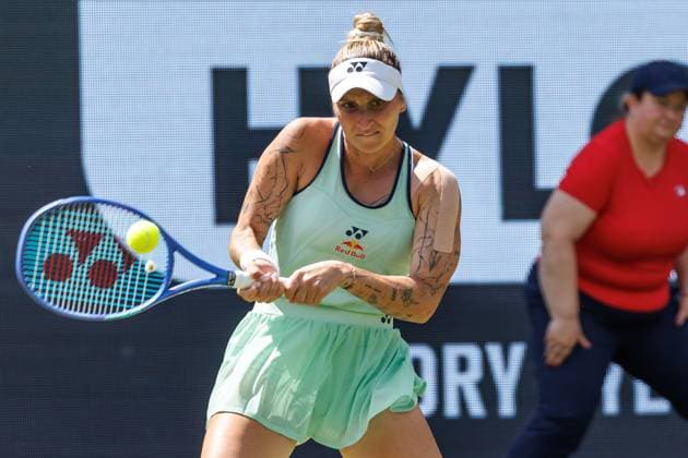 21 06 2025 Tennis WTA Tour Berlin, Singles, Women, Semifinals, Marketa Vondrousova CZE Samsonova Russia , Steffi Graf Stadium Marketa Vondrousova returns a ball Tennis WTA Tour Berlin