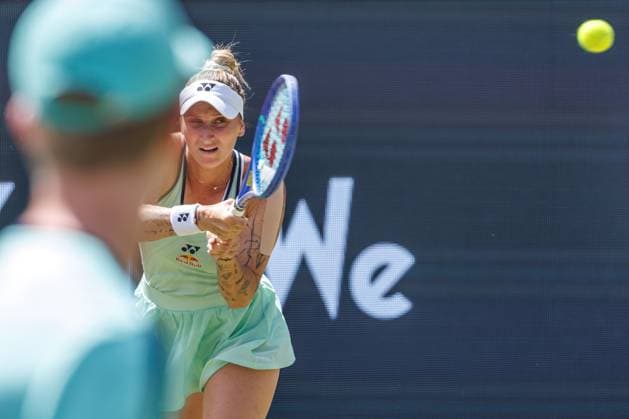 21 06 2025 Tennis WTA Tour Berlin, Singles, Women, Semifinals, Marketa Vondrousova CZE Samsonova Russia , Steffi Graf Stadium Marketa Vondrousova returns a ball Tennis WTA Tour Berlin