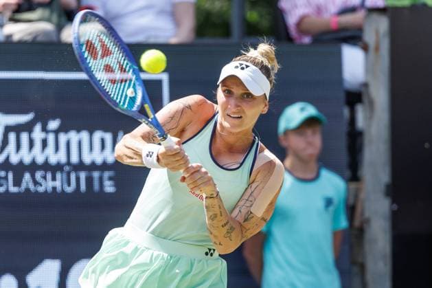 21 06 2025 Tennis WTA Tour Berlin, Singles, Women, Semifinals, Marketa Vondrousova CZE Samsonova Russia , Steffi Graf Stadium Marketa Vondrousova returns a ball Tennis WTA Tour Berlin