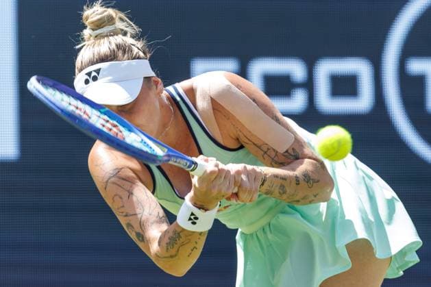 21 06 2025 Tennis WTA Tour Berlin, Singles, Women, Semifinals, Marketa Vondrousova CZE Samsonova Russia , Steffi Graf Stadium Marketa Vondrousova returns a ball Tennis WTA Tour Berlin