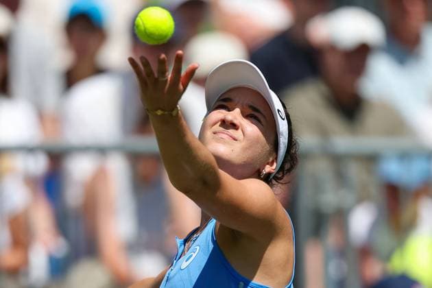 Bad Homburg on 21 06 2025 Womens Tennis Tournament WTA 500 Bad Homburg Open powered by Solarwatt 2025 Eva Lys GER vs Ana Konjuh CRO v l , Eva Lys GER makes a serve Copyright: JoaquimxFerreira