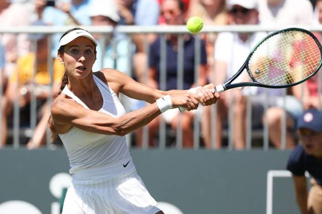 Bad Homburg on 21 06 2025 Womens Tennis Tournament WTA 500 Bad Homburg Open powered by Solarwatt 2025 Vitalia Djatchenko vs Yuliia Starodubzeva UKR v l , Vitalia Djatchenko plays a backhand Copyright: JoaquimxFerreira