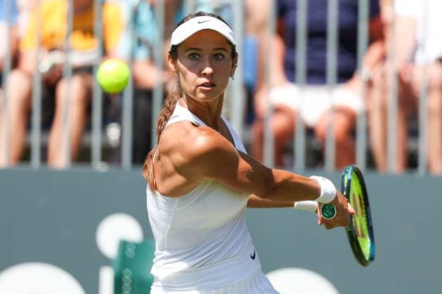 Bad Homburg on 21 06 2025 Womens Tennis Tournament WTA 500 Bad Homburg Open powered by Solarwatt 2025 Vitalia Djatchenko vs Yuliia Starodubzeva UKR v l , Vitalia Djatchenko plays a backhand Copyright: JoaquimxFerreira