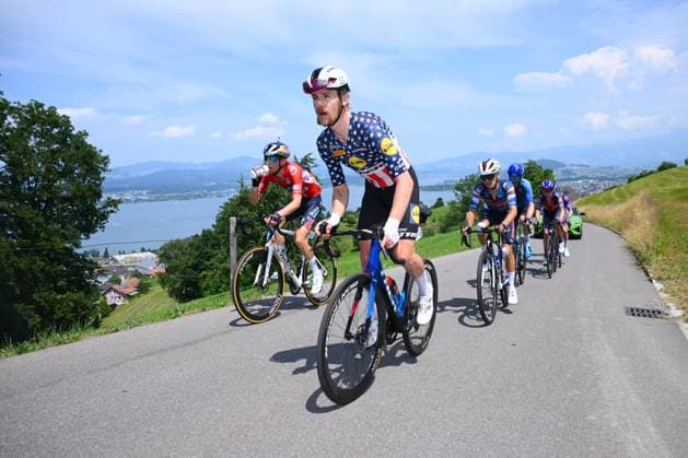 Tour de Suisse 2025 Stage 7 EMMETTEN, SWITZERLAND - JUNE 21 : Simmons Quinn (USA) of Lidl - Trek in the escape pack during stage 7 of the 88th edition of Tour de Suisse an UCI World Tour 2.UWT cycling road race stage for Men Elite of 207.3 km with start in Neuhausen am Rheinfall and finish in Emmetten on June 21, 2025 in Emmetten, Switzerland, 21 06 2025 ( Motordriver Kenny Verfaillie - Emmetten Switzerland  Copyright: xVincentxKalutx
