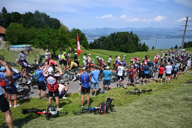 Tour de Suisse 2025 Stage 7 EMMETTEN, SWITZERLAND - JUNE 21 : Illustration picture during stage 7 of the 88th edition of Tour de Suisse an UCI World Tour 2.UWT cycling road race stage for Men Elite of 207.3 km with start in Neuhausen am Rheinfall and finish in Emmetten on June 21, 2025 in Emmetten, Switzerland, 21 06 2025 ( Motordriver Kenny Verfaillie - Emmetten Switzerland  Copyright: xVincentxKalutx