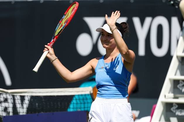 Bad Homburg on 21 06 2025 Womens Tennis Tournament WTA 500 Bad Homburg Open powered by Solarwatt 2025 Match Eva Lys GER vs Ana Konjuh CRO v l , Eva Lys GER cheers, thanks the fans Copyright: JoaquimxFerreira