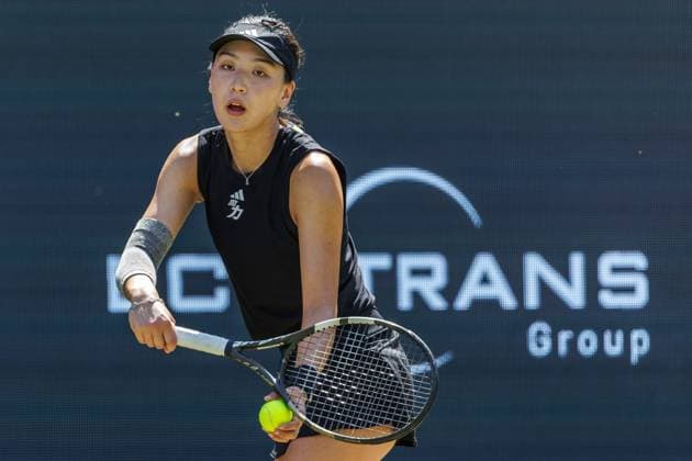 21 06 2025 Tennis WTA Tour Berlin, Singles, Women, Semifinals, Xinyu Wang CHN Ludmilla Samsonova Russia , Steffi Graf Stadium Xinyu Wang returns a ball Tennis WTA Tour Berlin