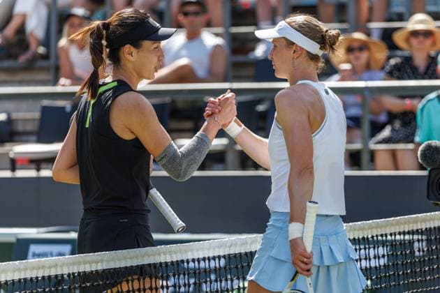 21 06 2025 Tennis WTA Tour Berlin, Singles, Women, Semifinals, Xinyu Wang CHN Ludmilla Samsonova Russia , Steffi Graf Stadium Xinyu Wang is happy about the victory and thanks Ludmilla Samsonova Tennis WTA Tour Berlin