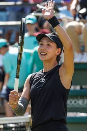 21 06 2025 Tennis WTA Tour Berlin, Singles, Women, Semifinals, Xinyu Wang CHN Ludmilla Samsonova Russia , Steffi Graf Stadium Xinyu Wang returns a ball Tennis WTA Tour Berlin