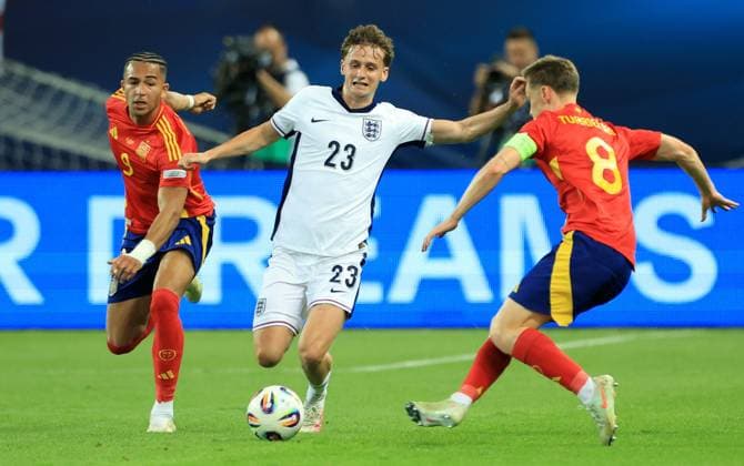 Tyler Morton of England. Spain U21, U 21 v England U21, UEFA U21 Championship, Quarter-final, Stadion Antona Malatinskeho, Slovakia - 21 Jun 2025  Copyright: xNikolaxKrstic Shutterstockx 15367881ce