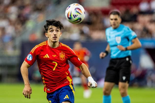 Sport Bilder des Tages SPAIN U21, U 21 - ENGLAND U21 Diego Lopez of Spain during the UEFA European Under-21 Championship 2025 Quarterfinal football match between Spain U21 and England U21. Stadium City Arena, Trnava, Slovakia, June 21, 2025. Photo by Branislav Racko Copyright: xx 080A1587