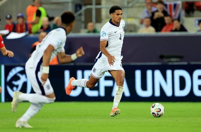 Jarell Quansah of England. Spain U21, U 21 v England U21, UEFA U21 Championship, Quarter-final, Stadion Antona Malatinskeho, Slovakia - 21 Jun 2025  Copyright: xNikolaxKrstic Shutterstockx 15367881dd