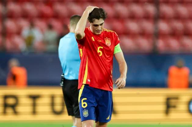 Javi Guerra Spain looks disappointed, UEFA European Under 21 Championship 2025 Quarter Final, Spain v England, Anton MalatinskÃ½ Stadium on June 21, 2025 in Tyrnava, Slovakia Photo by Marco Steinbrenner DeFodi Images Javi Guerra Spain looks dejected, UEFA European Under 21 Championship 2025 Quarter Final, Spain v England, Anton MalatinskÃ½ Stadium, June 21, 2025 in Trnava, Slovakia Photo by Marco Steinbrenner DeFodi Images