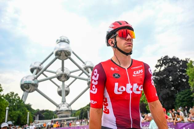 Baloise Belgium Tour 2025 Stage 5 BRUSSEL, BELGIUM - JUNE 22 : Taminiaux Lionel (BEL) of Lotto before the start of the race during stage 5 of the 94th edition of Baloise Tour of Belgium an UCI ProSeries 2.Pro cycling road race stage for Men Elite of 183.2 km with start in Brussel and finish in Brussel on June 22, 2025 in Brussel, Belgium, 22 06 2025 ( Motordriver Guy De Vuyst - Brussel Belgium  Copyright: xTomasxSiskx