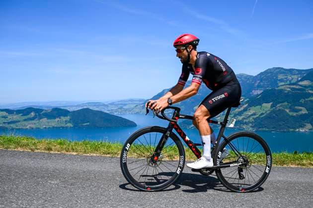 Tour de Suisse 2025 Stage 8 EMMETTEN STOCKHUTTE, SWITZERLAND - JUNE 22 : Haller Marco (AUT) of Tudor Pro Cycling Team in action during stage 8 of the 88th edition of Tour de Suisse an UCI World Tour 2.UWT Individual Time Trial stage for Men Elite of 10.1 km with start in Beckenried and finish in Emmetten Stockhutte on June 22, 2025 in Emmetten Stockhutte, Switzerland, 22 06 2025 ( Motordriver Kenny Verfaillie - Emmetten Stockhutte Switzerland  Copyright: xVincentxKalutx