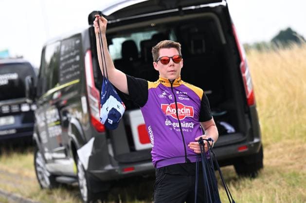 Baloise Belgium Tour 2025 Stage 5 BRUSSEL, BELGIUM - JUNE 22 : Supply Alpecin - Deceuninck during stage 5 of the 94th edition of Baloise Tour of Belgium an UCI ProSeries 2.Pro cycling road race stage for Men Elite of 183.2 km with start in Brussel and finish in Brussel on June 22, 2025 in Brussel, Belgium, 22 06 2025 ( Motordriver Guy De Vuyst - Brussel Belgium  Copyright: xTomasxSiskx