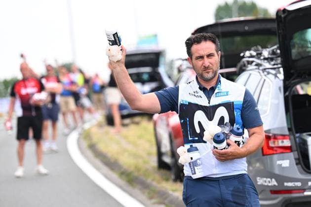 Baloise Belgium Tour 2025 Stage 5 BRUSSEL, BELGIUM - JUNE 22 : Supply Movistar Team during stage 5 of the 94th edition of Baloise Tour of Belgium an UCI ProSeries 2.Pro cycling road race stage for Men Elite of 183.2 km with start in Brussel and finish in Brussel on June 22, 2025 in Brussel, Belgium, 22 06 2025 ( Motordriver Guy De Vuyst - Brussel Belgium  Copyright: xTomasxSiskx