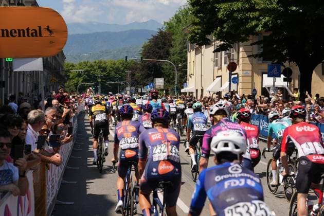 The start of the stage 8 of the Giro Next Gen 2025, from Pinerolo (To) to Pinerolo (To), 147 km, Italy - Sunday, June 22, 2025. - cycling.  Copyright: xGianxMattiaxD Alberto LaPressex