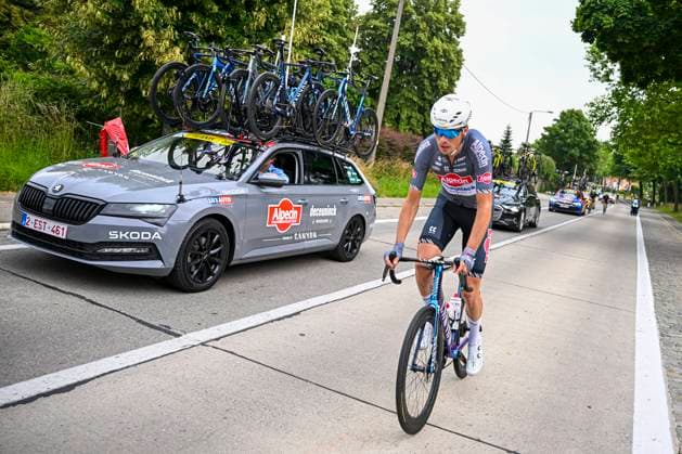 Baloise Belgium Tour 2025 Stage 5 BRUSSEL, BELGIUM - JUNE 22 : Rider of Alpecin - Deceuninck in action during stage 5 of the 94th edition of Baloise Tour of Belgium an UCI ProSeries 2.Pro cycling road race stage for Men Elite of 183.2 km with start in Brussel and finish in Brussel on June 22, 2025 in Brussel, Belgium, 22 06 2025 ( Motordriver Guy De Vuyst - Brussel Belgium  Copyright: xTomasxSiskx