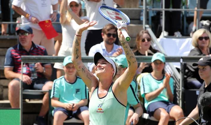 Marketa Vondrousova CZE celebrates after defeating Wang Xinyu CHN in the Steffi Graf Stadium Sport Final HYLO Berlin Tennis Open Women on grass 22 06 2025