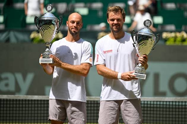 Tennis, ATP tournament in Halle, doubles winner Krawietz and Pütz