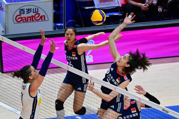 Volleyball, Women, Nations League, China - Italy