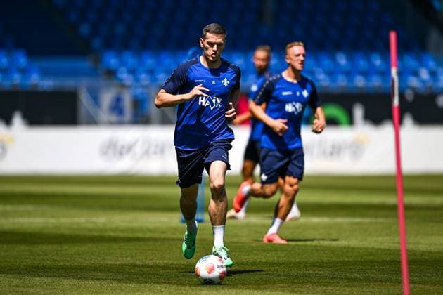 Meldin Dreskovic SV Darmstadt 98, 14 on the ball, GER, training kick-off, SV Darmstadt 98 football, 2 Bundesliga, 2025 2026 season, 22 06 2025 GER, training kick-off, SV Darmstadt 98 football, 2 Bundesliga, 2025 2026 season, 22 06 2025 Darmstadt Copyright: xEibner-Pressefoto FlorianxWiegandx EP_FWD