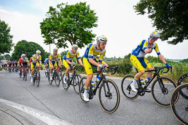 Baloise Belgium Tour 2025 Stage 5 BRUSSEL, BELGIUM - JUNE 22 : Colman Alex (BEL) of Team Flanders - Baloise in action during stage 5 of the 94th edition of Baloise Tour of Belgium an UCI ProSeries 2.Pro cycling road race stage for Men Elite of 183.2 km with start in Brussel and finish in Brussel on June 22, 2025 in Brussel, Belgium, 22 06 2025 ( Motordriver Guy De Vuyst - Brussel Belgium  Copyright: xTomasxSiskx