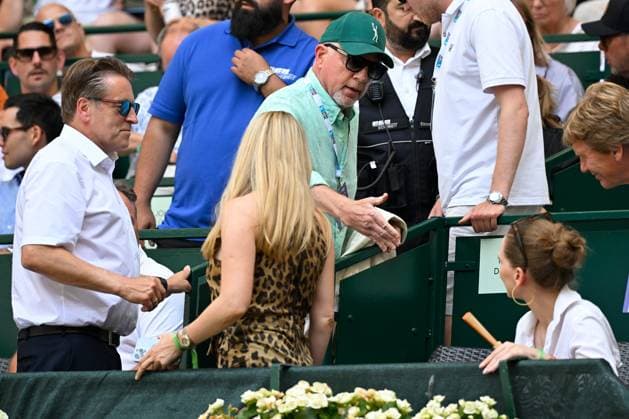 Halle, OWL Arena, 22 06 25, GER, Men, Tennis, Terra Wortmann Open 2025, Final Alexander BUBLIK KAZ Daniil MEDVEDEV Picture from left Tournament Director Ralf WEBER with Boris BECKER Nordrhein Westfalen Germany