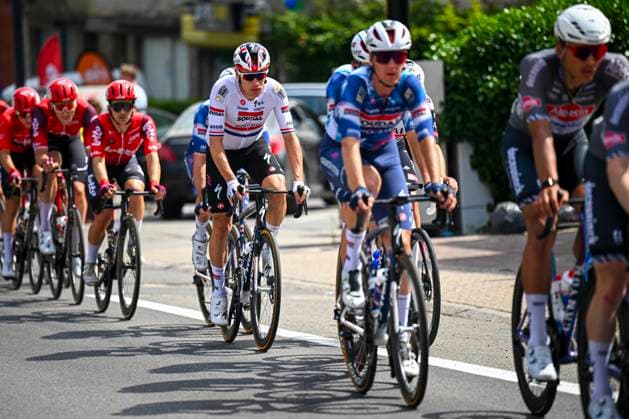 Baloise Belgium Tour 2025 Stage 5 BRUSSEL, BELGIUM - JUNE 22 : Hayter Ethan (GBR) of Soudal Quick-Step in action during stage 5 of the 94th edition of Baloise Tour of Belgium an UCI ProSeries 2.Pro cycling road race stage for Men Elite of 183.2 km with start in Brussel and finish in Brussel on June 22, 2025 in Brussel, Belgium, 22 06 2025 ( Motordriver Guy De Vuyst - Brussel Belgium  Copyright: xTomasxSiskx