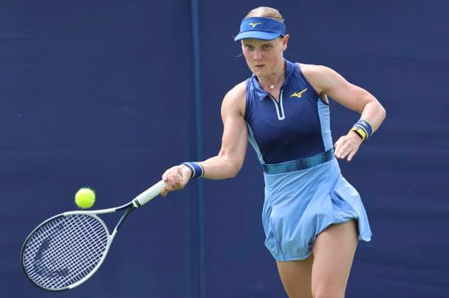 22nd June 2025; Devonshire Park, Eastbourne, East Sussex, England: Lexus International Eastbourne, Qualifying Day 2; Suzan Lamens (NED) plays a forehand shot against Elisabetta Cocciaretto (ITA)  ActionPlus12804199 HongboxChen