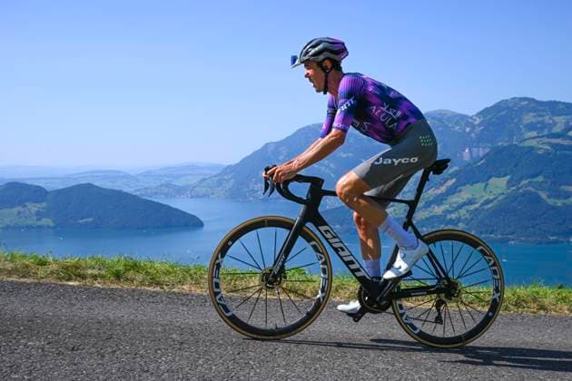 Tour de Suisse 2025 Stage 8 EMMETTEN STOCKHUTTE, SWITZERLAND - JUNE 22 : O Connor Ben (AUS) of Team Jayco AlUla in action during stage 8 of the 88th edition of Tour de Suisse an UCI World Tour 2.UWT Individual Time Trial stage for Men Elite of 10.1 km with start in Beckenried and finish in Emmetten Stockhutte on June 22, 2025 in Emmetten Stockhutte, Switzerland, 22 06 2025 ( Motordriver Kenny Verfaillie - Emmetten Stockhutte Switzerland  Copyright: xVincentxKalutx