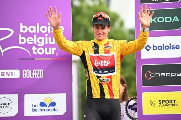 Baloise Belgium Tour 2025 Stage 5 BRUSSEL, BELGIUM - JUNE 22 : Segaert Alec (BEL) of Lotto Cycling Team on the podium during stage 5 of the 94th edition of Baloise Tour of Belgium an UCI ProSeries 2.Pro cycling road race stage for Men Elite of 183.2 km with start in Brussel and finish in Brussel on June 22, 2025 in Brussel, Belgium, 22 06 2025 ( Motordriver Guy De Vuyst - Brussel Belgium  Copyright: xTomasxSiskx
