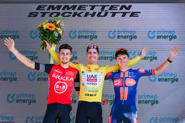 Tour de Suisse 2025 Stage 8 EMMETTEN STOCKHUTTE, SWITZERLAND - JUNE 22 : Vauquelin Kevin (FRA) of Arkea - B&B Hotels, Onley Oscar (GBR) of Team Picnic PostNL, Almeida Joao (POR) of UAE Team Emirates - XRG on the podium during stage 8 of the 88th edition of Tour de Suisse an UCI World Tour 2.UWT Individual Time Trial stage for Men Elite of 10.1 km with start in Beckenried and finish in Emmetten Stockhutte on June 22, 2025 in Emmetten Stockhutte, Switzerland, 22 06 2025 ( Motordriver Kenny Verfaillie - Emmetten Stockhutte Switzerland  Copyright: xVincentxKalutx